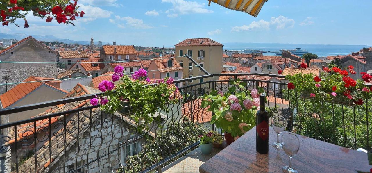 Apartments Angela With Old Town View Split Zewnętrze zdjęcie